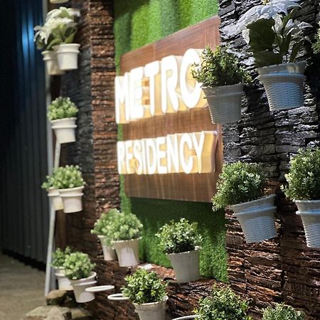 Готель Metro Residency Kochi Екстер'єр фото