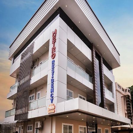 Готель Metro Residency Kochi Екстер'єр фото