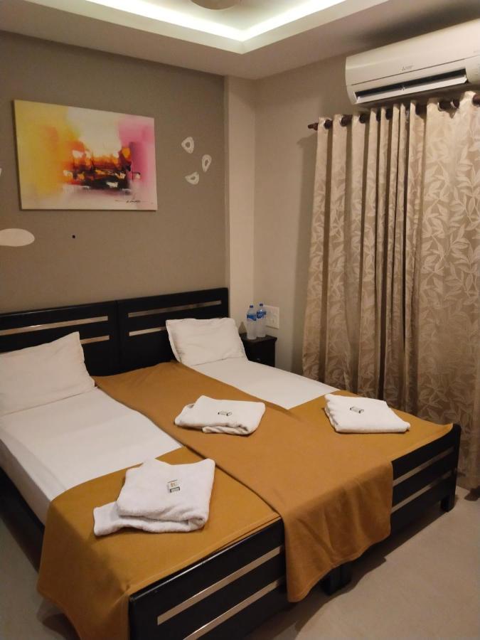 Готель Metro Residency Kochi Екстер'єр фото