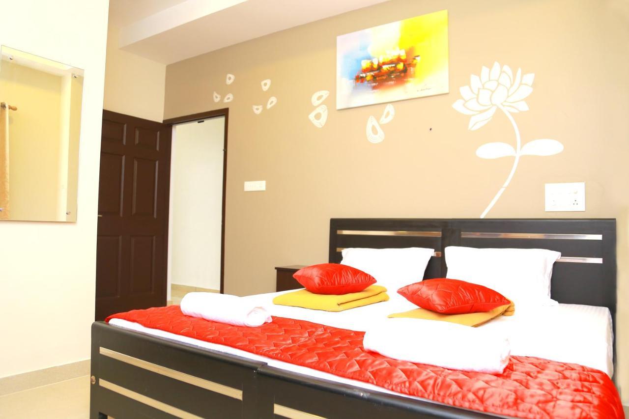 Готель Metro Residency Kochi Екстер'єр фото